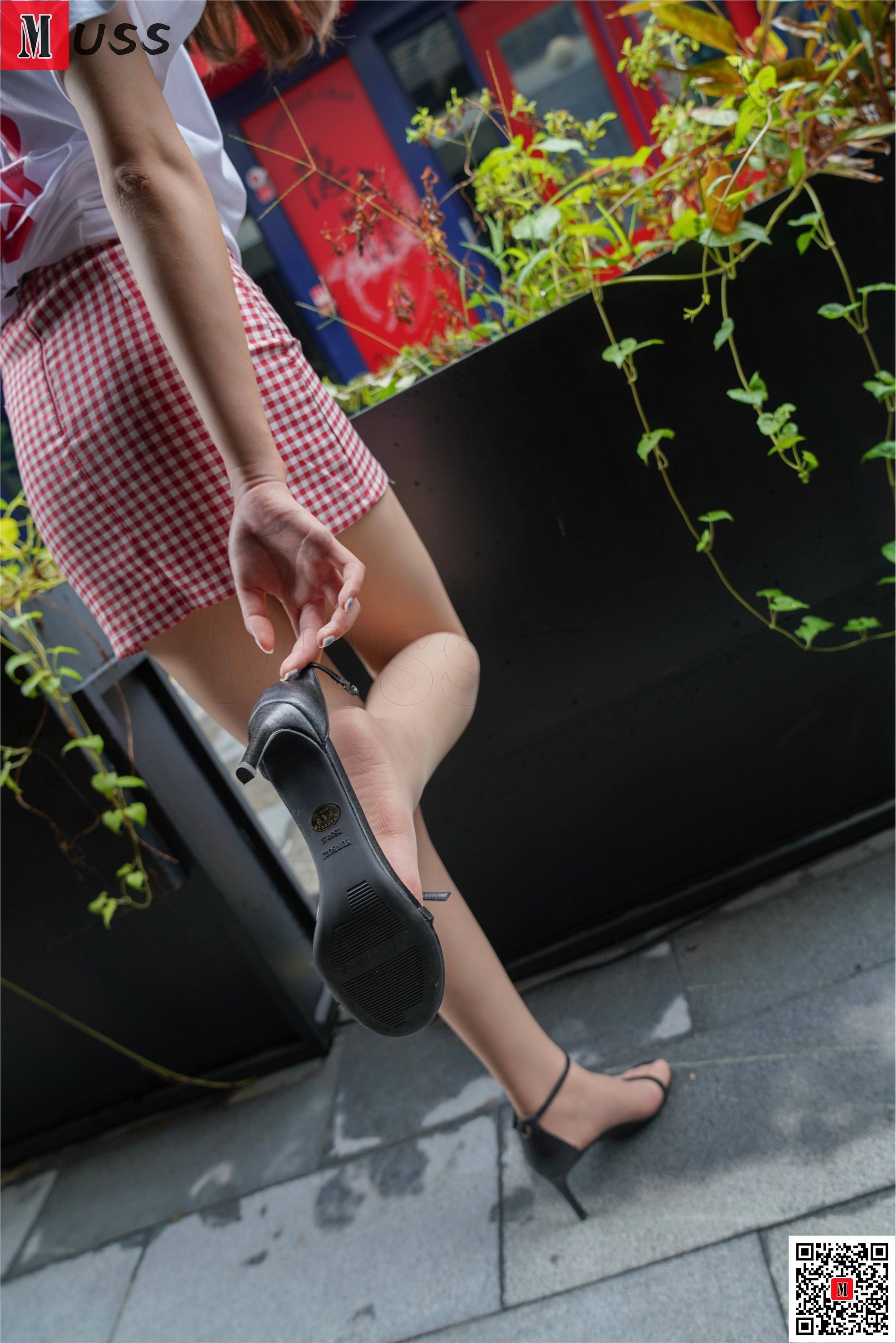 MussGirl慕丝女郎  NO.700 嘘嘘（中）